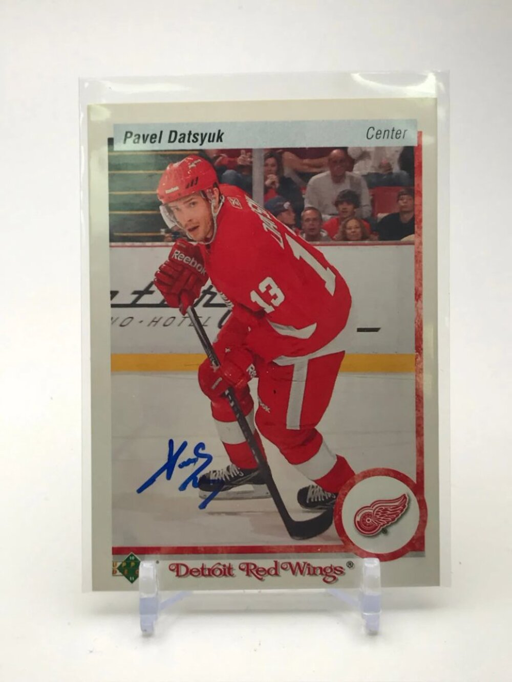 PAVEL DATSYUK SIGNED UPPER DECK CARD NO. 316 (2011)